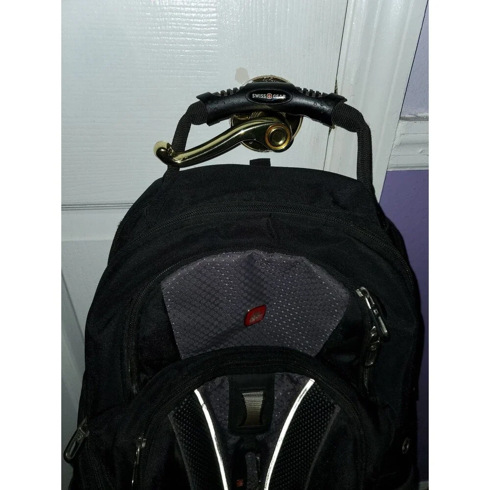 SWISSGear Air Flow Black Multipocket School/Collage/Hiking Backpack